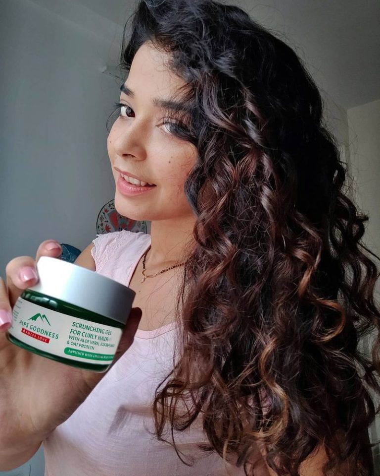 29 No-Fuss Tricks to Make Your Wavy Hair Look Amazing