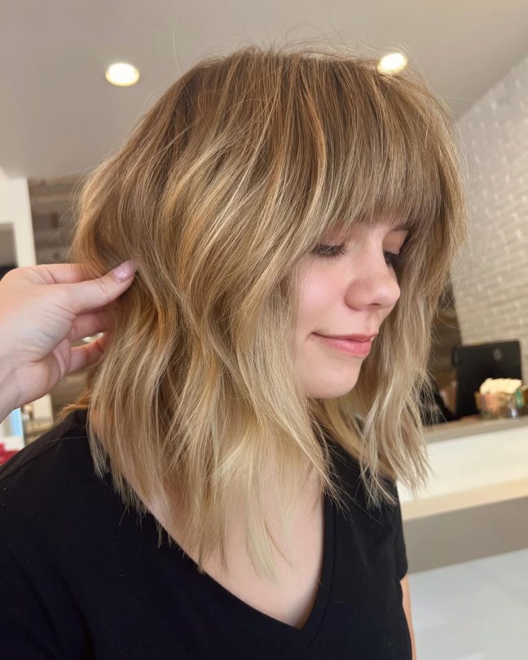 17 Shaggy Lobs with Bangs That Will Make You Feel Instantly Stylish